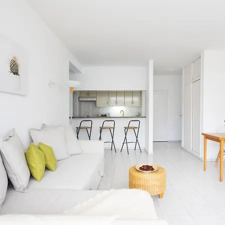 Home2book Stunning & Comfy Bajamar Bajamar (La Laguna)
